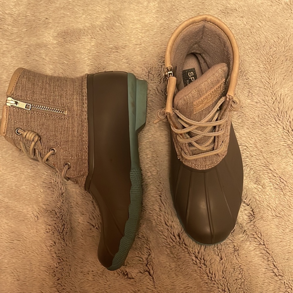 Sperry boots